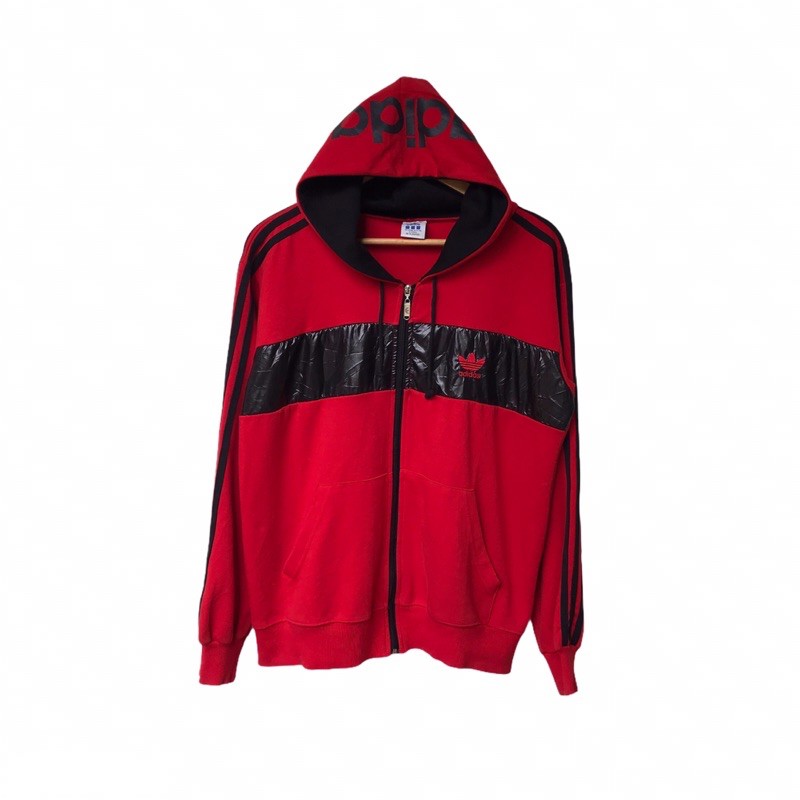 adidas trifoil big logo