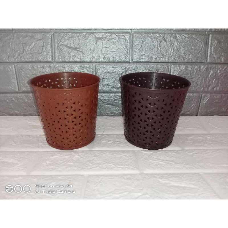 

tempat anyam serbaguna