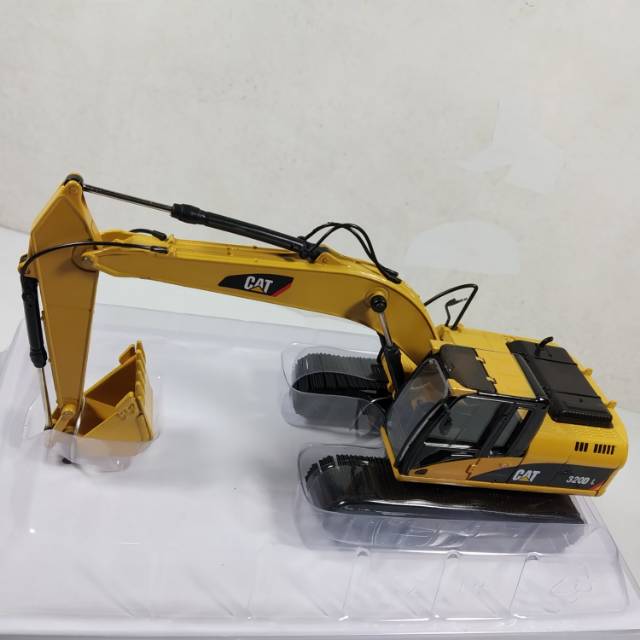 Diecast Miniatur Mainan Pajangan Alat Berat Excavator Caterpillar CAT 320 D L Skala 1:50