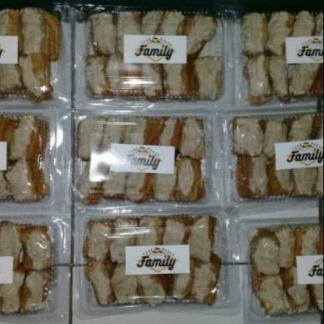 

Tahu bakso "family