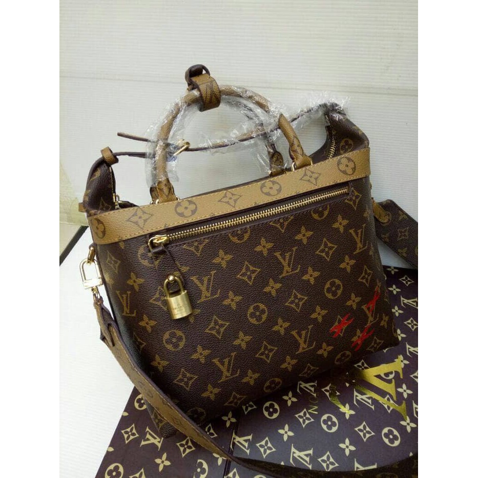 LV SELENA GOMES 28*22*11 LIKE ORI FREE PAPERBAG