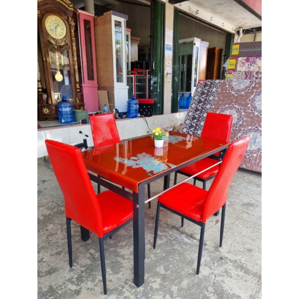 FREE ONGKIR KEBUMEN meja makan trendy/meja makan kekinian