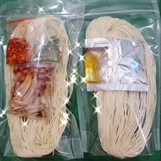 HOT SPICY RAMEN MISUA KALIMANTAN