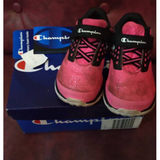 Sepatu Anak Champion Ori (preloved)