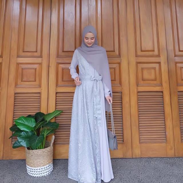 Zafina dress evolvere