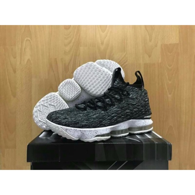 lebron 15 nike id