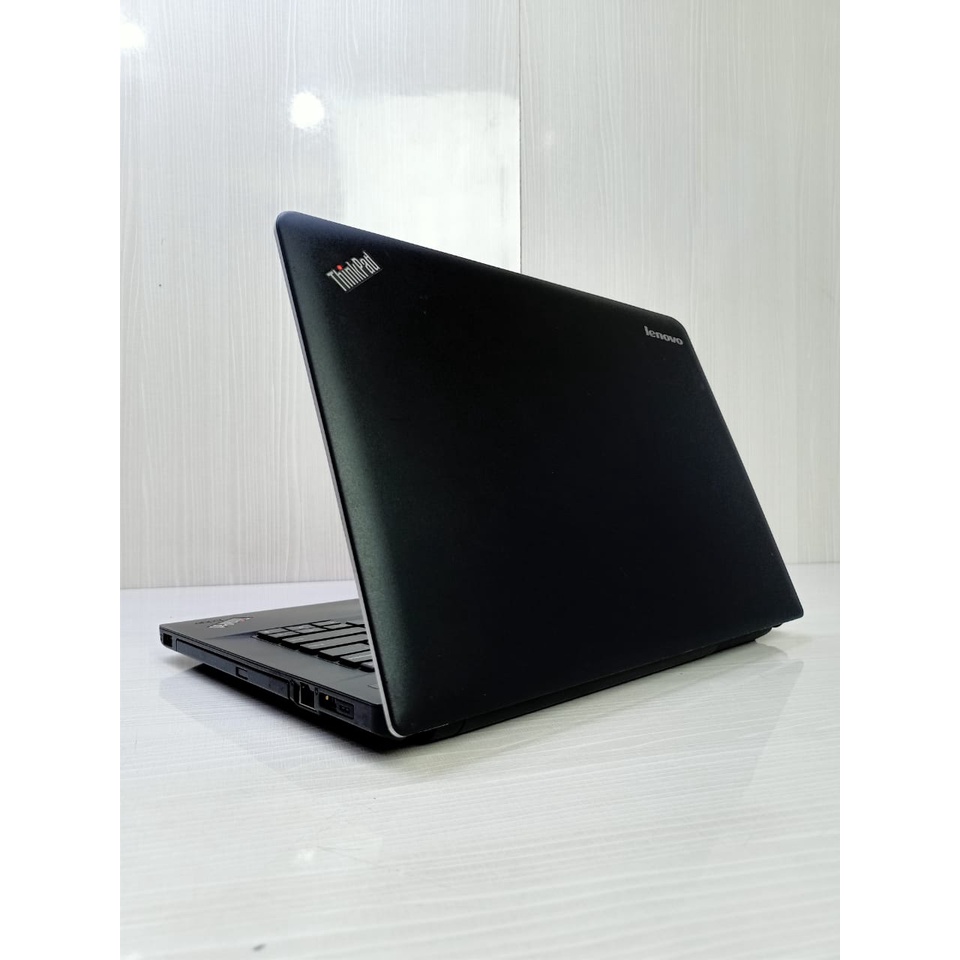 Laptop Lenovo Thinkpad Edge E431 Intel Core i5 Gen 3 Ram 8 Gb Ssd 256 Gb Render VGA