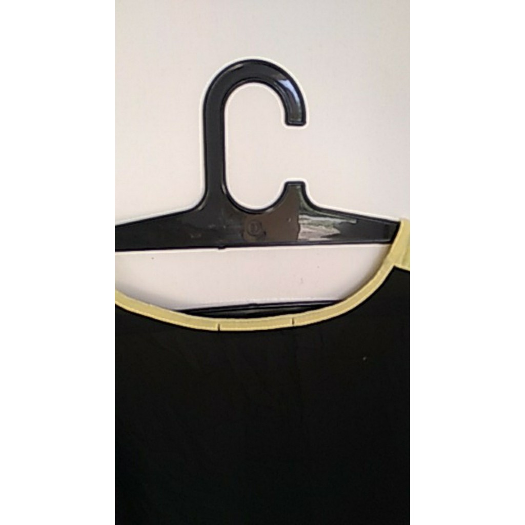 Hanger 17 Hitam  DEWASA HARGA PER LUSIN