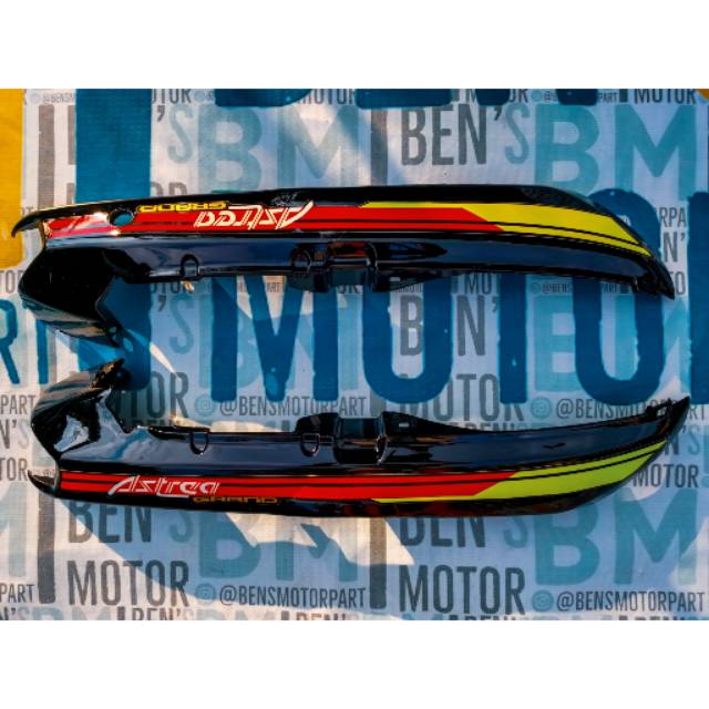 Cover Body Belakang Astrea Grand Bulus / Body Samping Astrea Grand 91 92 93 - FULL STRIPPING BODY