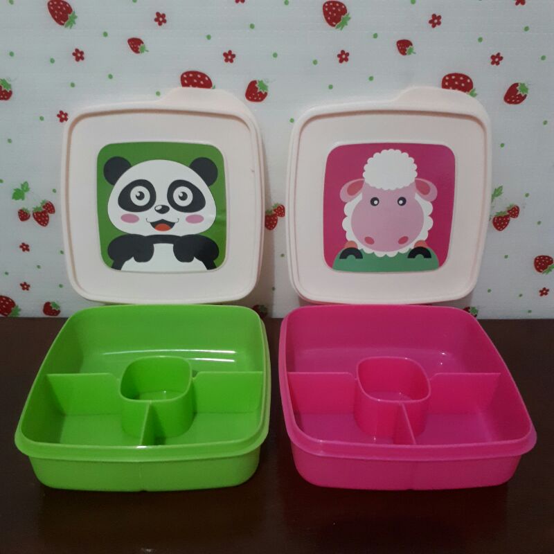

Tempat Makan Anak / Lunch Box / Souvenir Ulang Tahun / Souvenir Ultah / Hampers