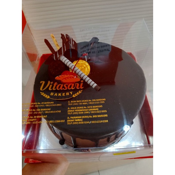 

Black forest siram - Kue ulang tahun - Birthday cake - cake ultah black Forest