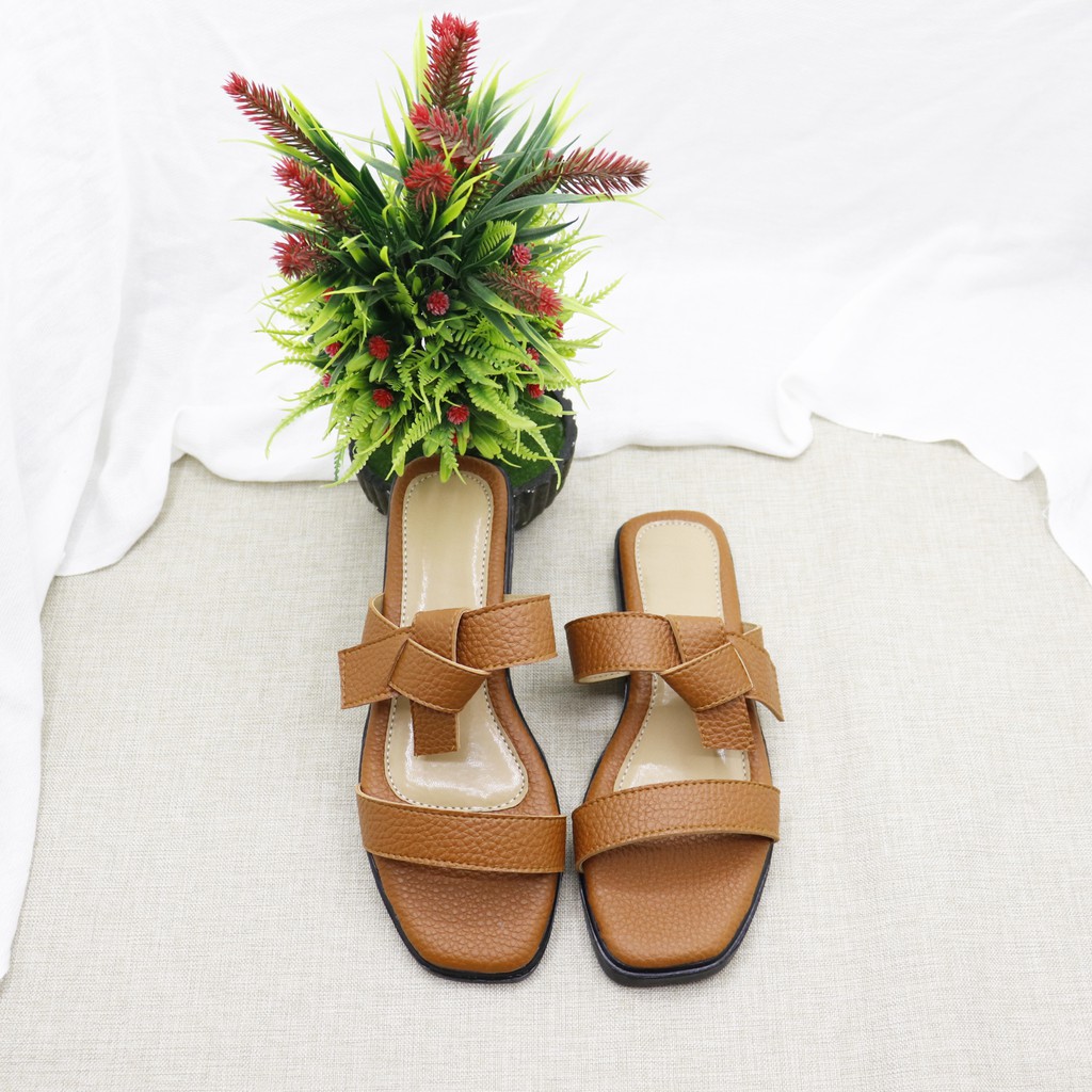 SBM STORE │ ZEMIRA Flat Sandal Full Warna