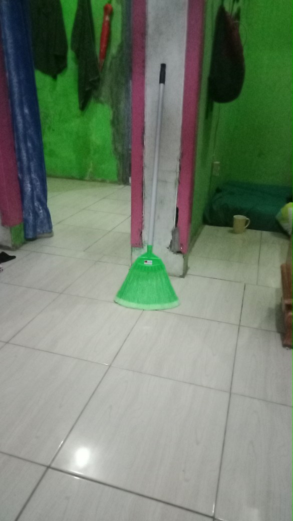 Sapu Nagata 341 Gagang Pendek Lebih Ringan  Minimalis