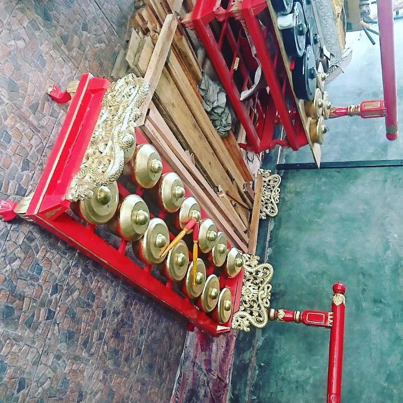 Bonang Barung/ penerus 1 set