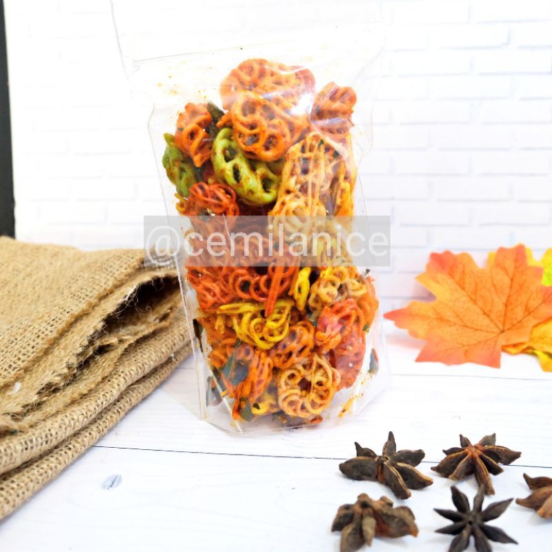 

Pedo Warna Cemilan pedas Jajanan Bandung