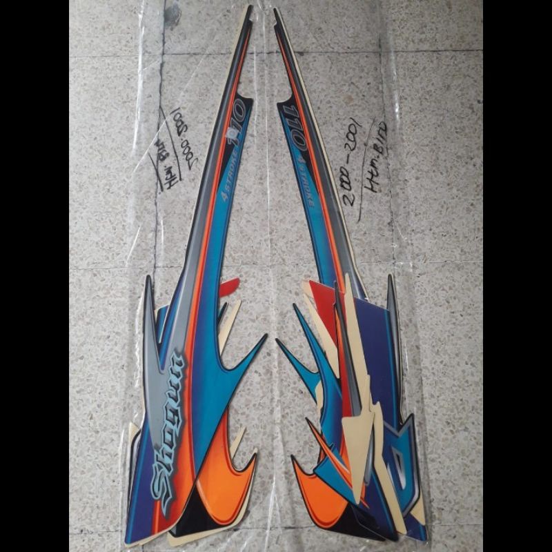 STRIPING LIST STIKER SHOGUN 110 TAHUN 2000 2001 STIKER SHOGUN 2000-2001