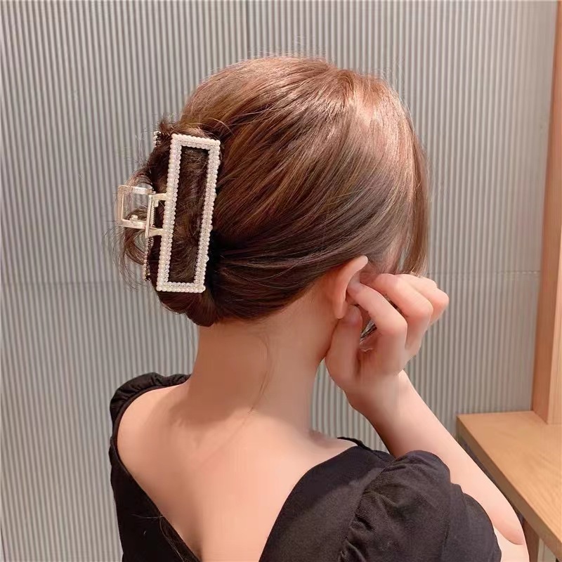 Jepit Rambut  Mutiara Vintage Geometri Bahan Alloy Korean Fashion Import