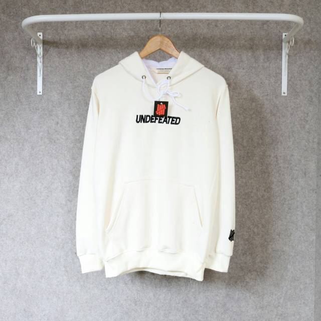 JAKET SWEATER LOGO UNDEFEATED /SWEATER UNDEFEATED LOGO SIMPLE