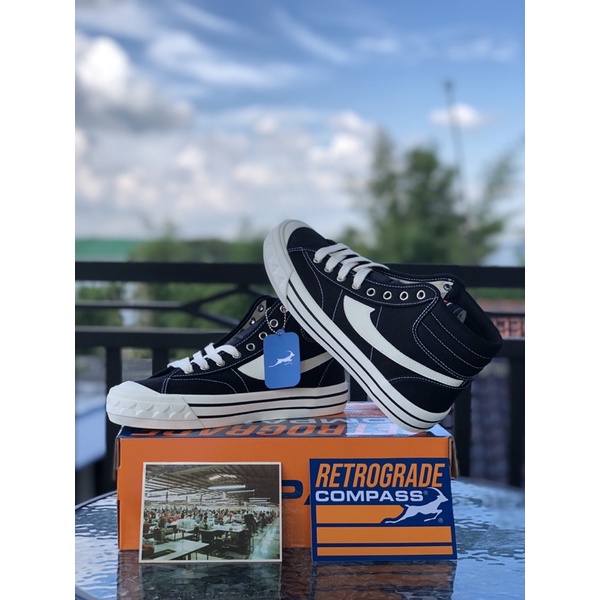 compass retrograde High Black White