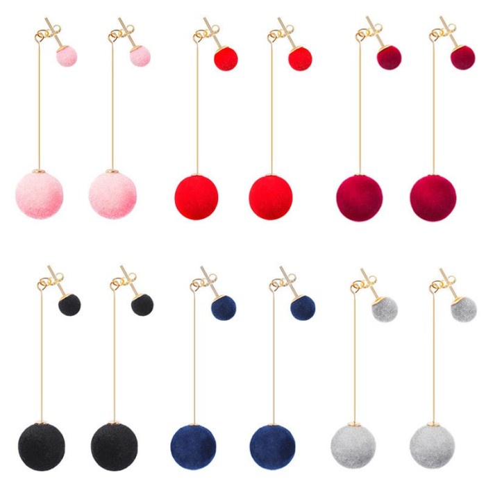 Anting Wanita Panjang Bentuk Bola Bulu / pom pom 2 Sisi