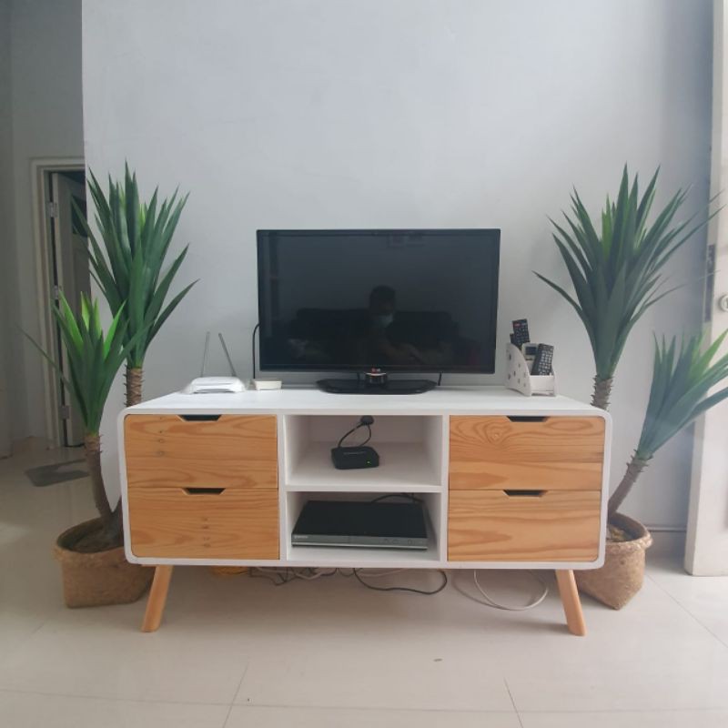 rak tv jati belanda catputih