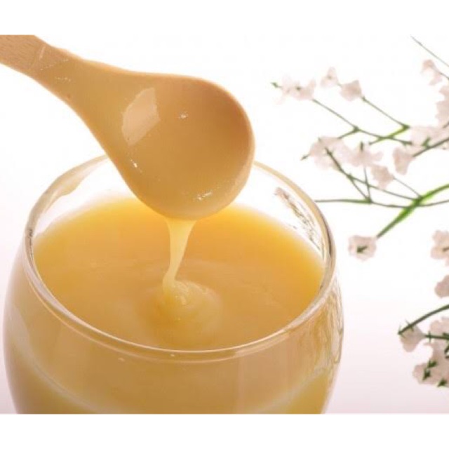 

Royal Jelly 100% Sarang Lebah Madu Murni ASLI / Obat Fertilitas Reproduksi