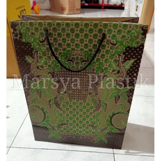 

Tas kertas Besar / Paper Bag / Tas Souvenir