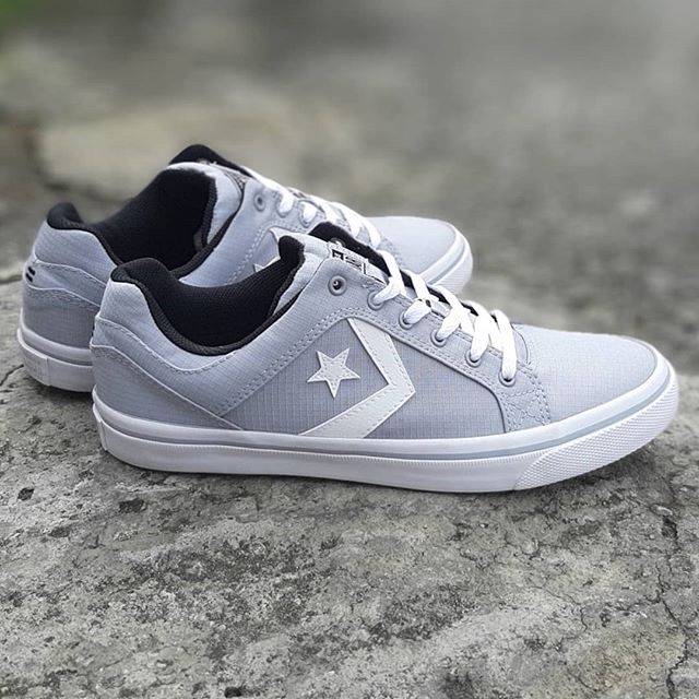 converse distrito grey