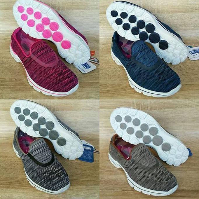 Best Seller  Restock Skechers Go Walk 3 Women
