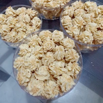 

Kue Kering Sagu Keju by iing.homemade