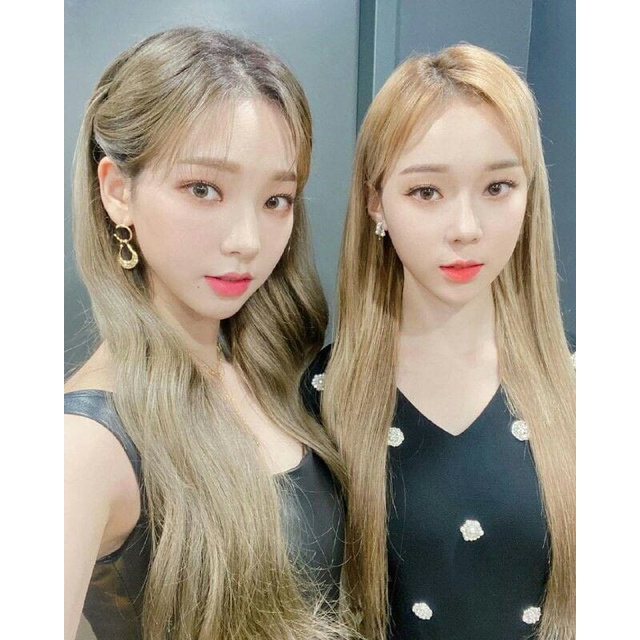 KARINA & WINTER PHOTOCARD OFFICIAL