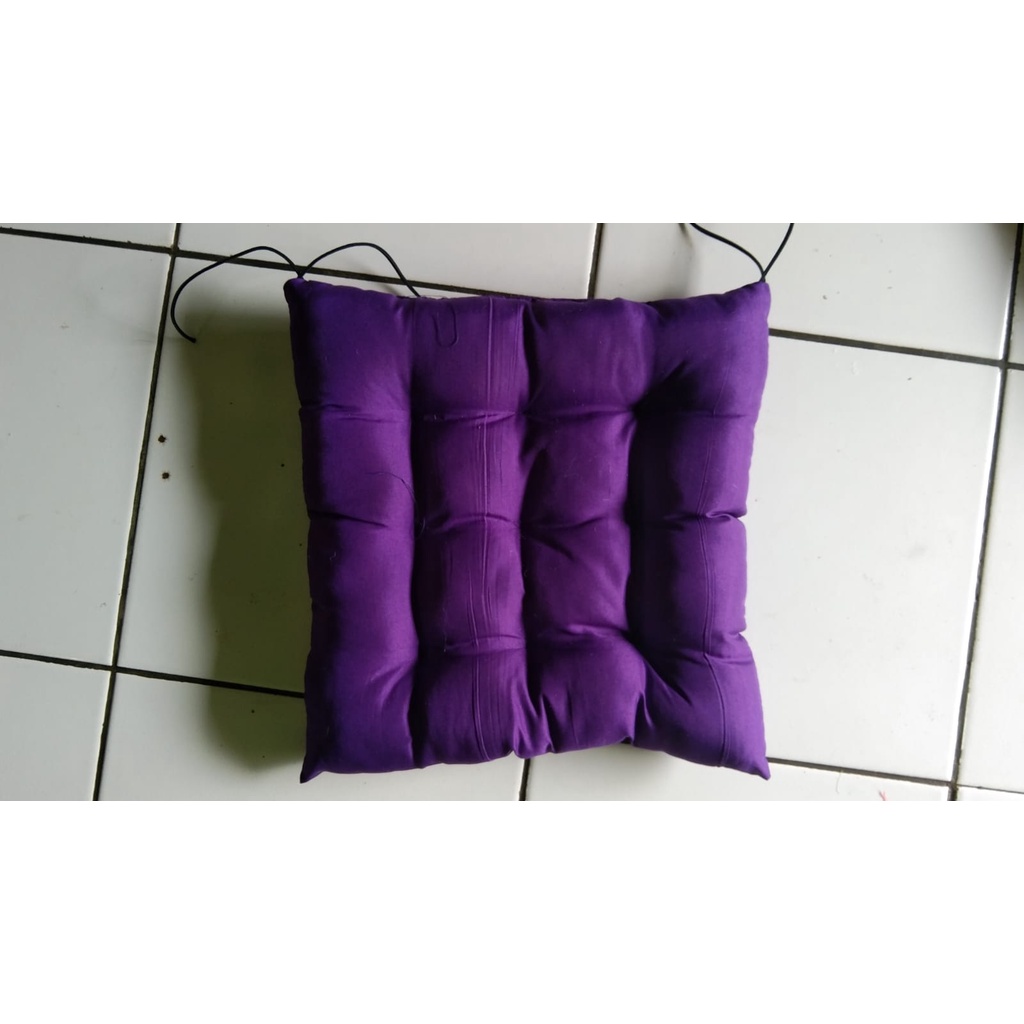 BANTAL ALAS DUDUK SERBAGUNA 35x35