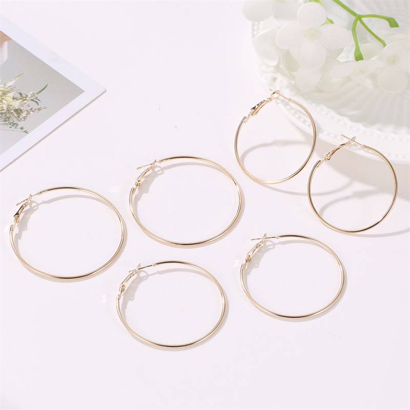 6pcs / Set Anting Bentuk Lingkaran Geometris Gaya Eropa Dan Amerika