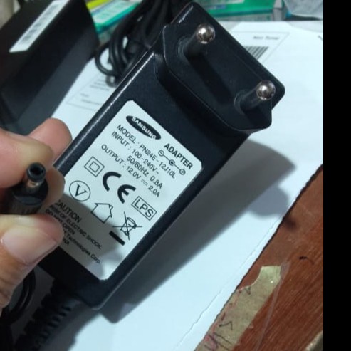 adaptor samsung 12v-2a