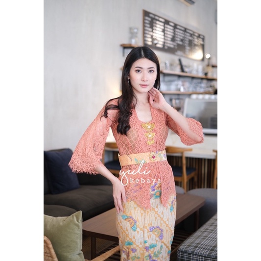 Kebaya Kutubaru Modern Lengan Lonceng Semi Italy | Kebaya Jadi Murah