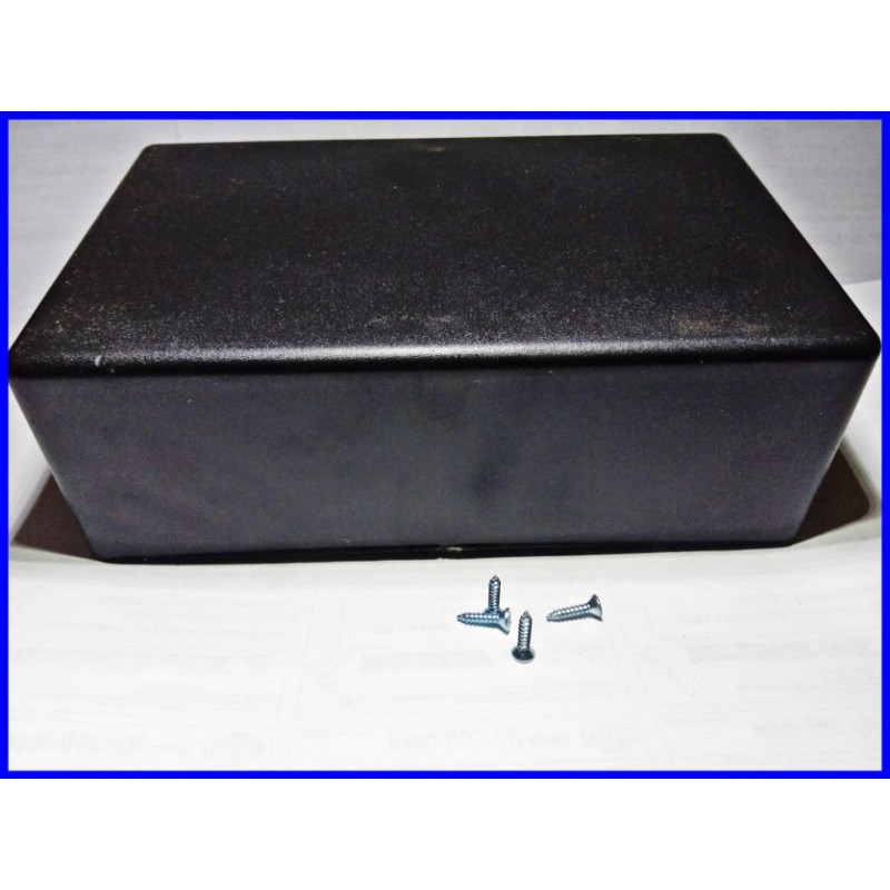 

(COD) Box Hitam Plastik X6 + Skrup. 18 x 11.5 x 6 cm