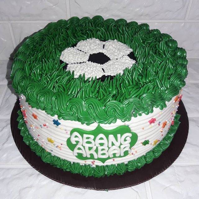 

Kue ulang tahun bola cake ultah bola