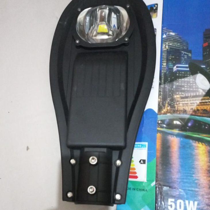 Harga Murah.. lampu jalan/lampu jalan umum/pju 50 watt mata cobra