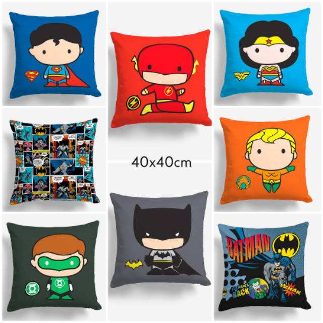 BANTAL SOFA PRINT MOTIF SUPERHERO BATMAN SUPERMAN WONDER WOMAN 40X40 CM