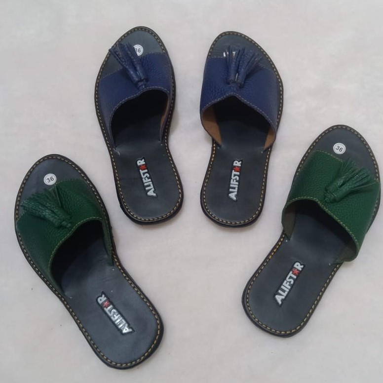 SANDAL SLIP ON WANITA