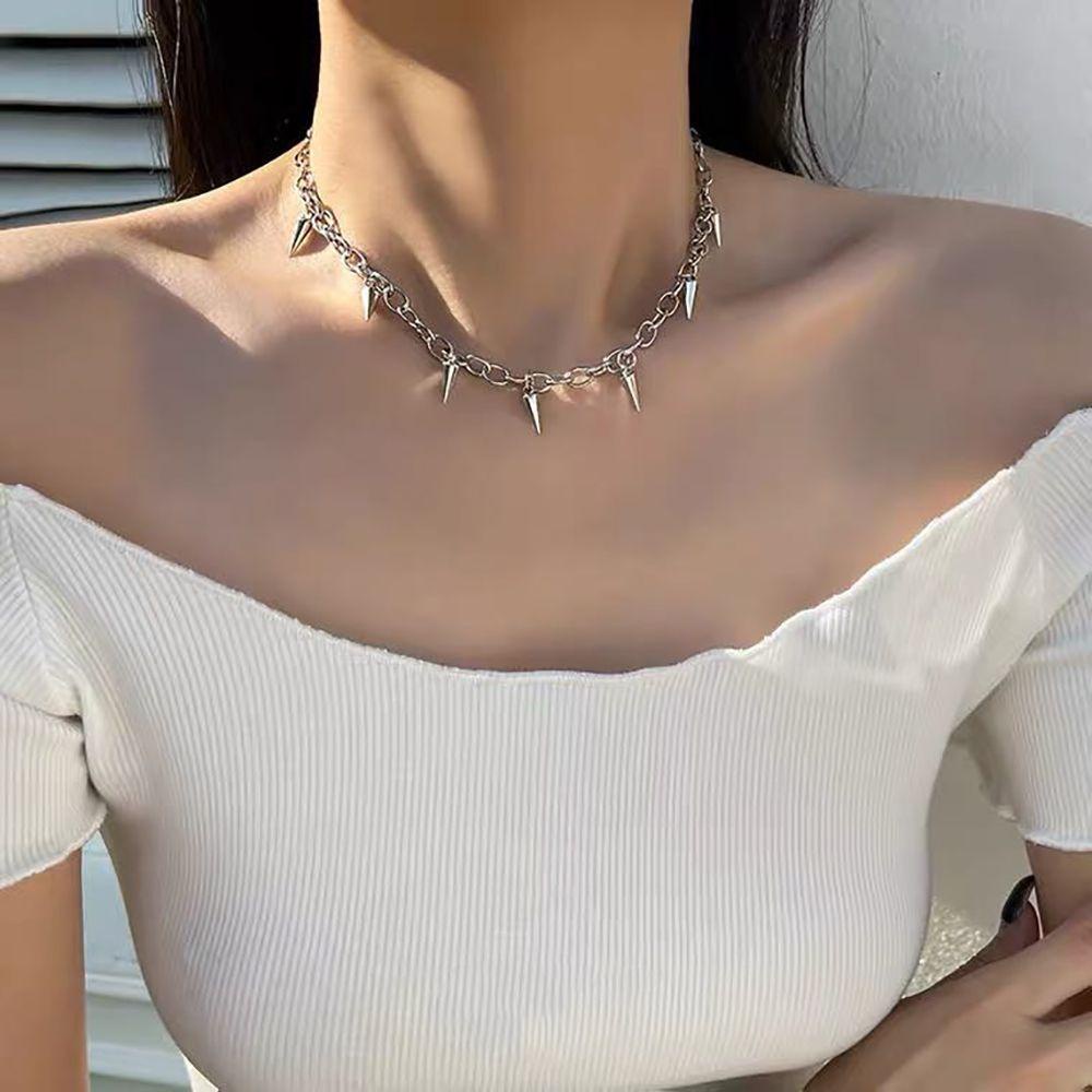 Needway Rumbai Kalung Pria Hip Hop Pesta Angin Dingin Gaya Perempuan Titanium Steel Wanita Rantai Klavikula