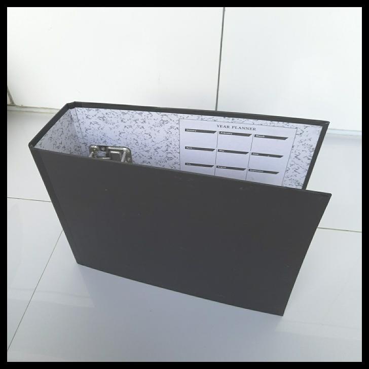 

Ordner Map Jepit Kecil 1/2 Folio Hitam