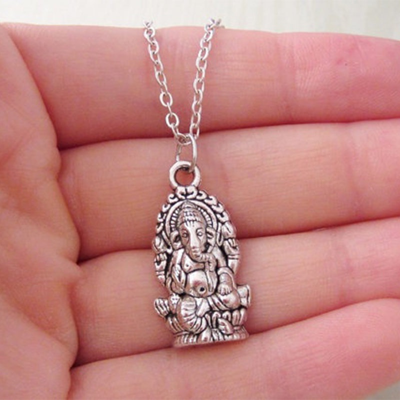 Kalung Liontin Dewa Ganesha Hindu Silver