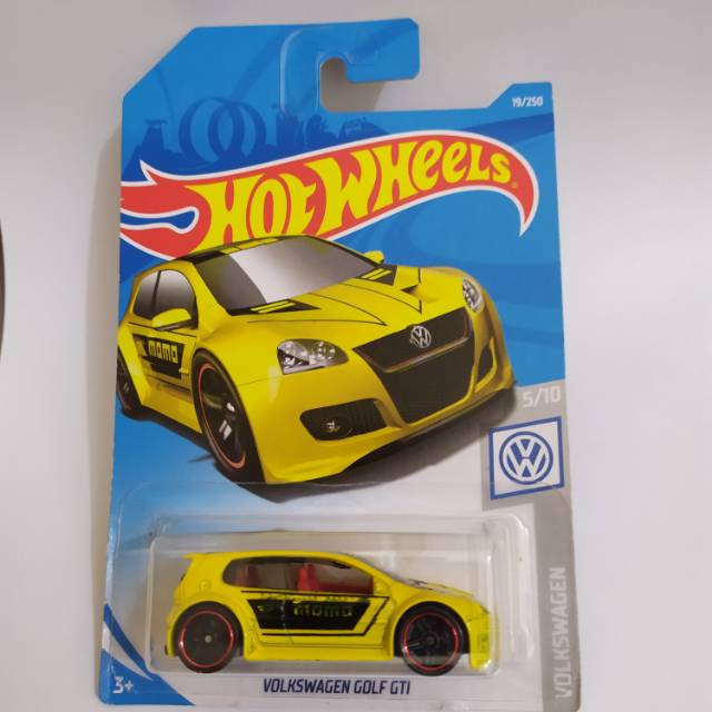 Hot Wheels VOLKSWAGEN GOLF GTI