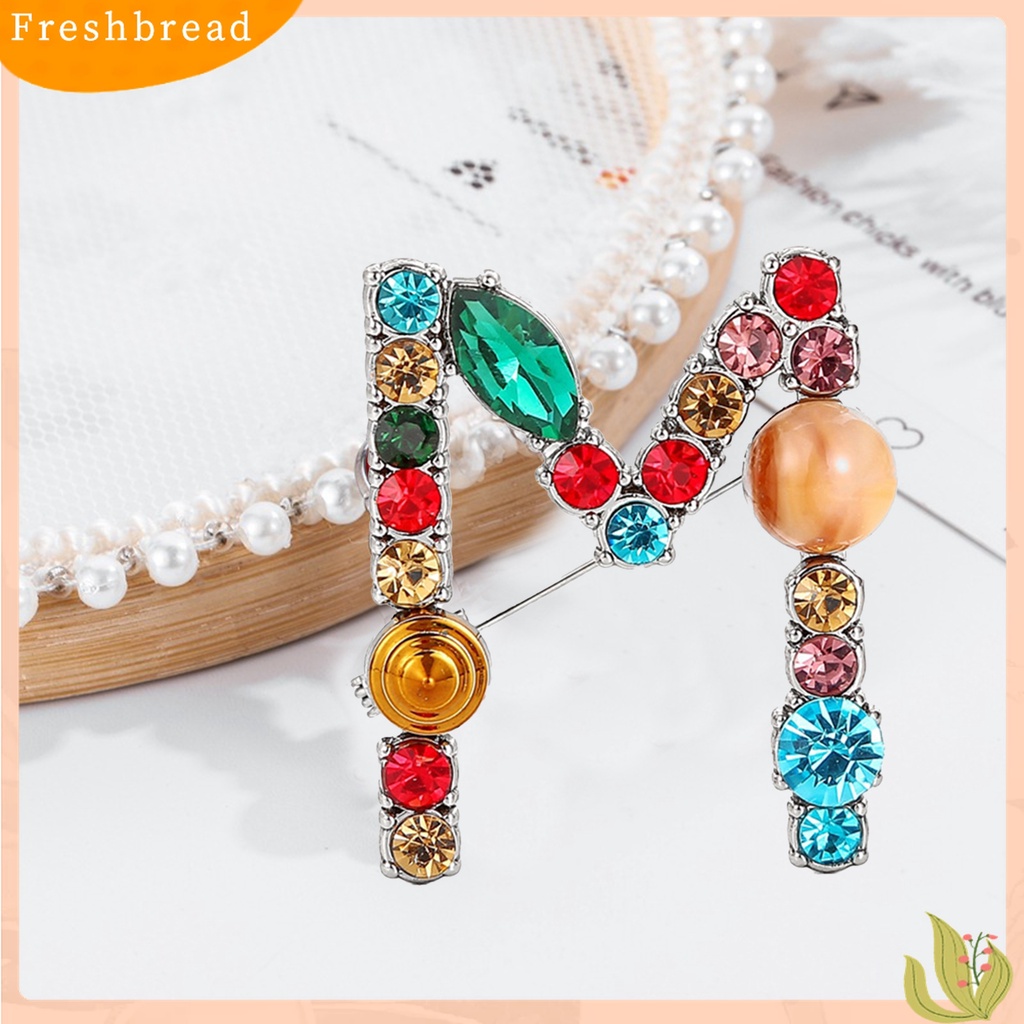 [ TERLARIS]Brooch Exquisite Beautiful Colorful Letter Brooch Pin for Banquet