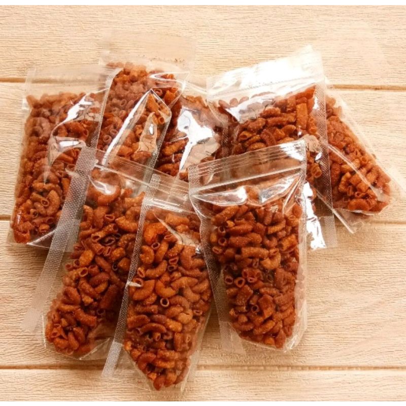 

MAKARONI KRIUK/BANTAT PEDAS