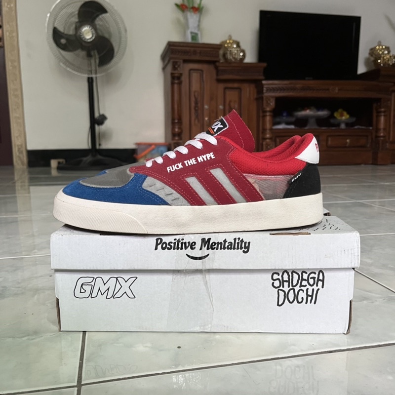 Geoff Max X Dochi Sadega "Sadega Pop"