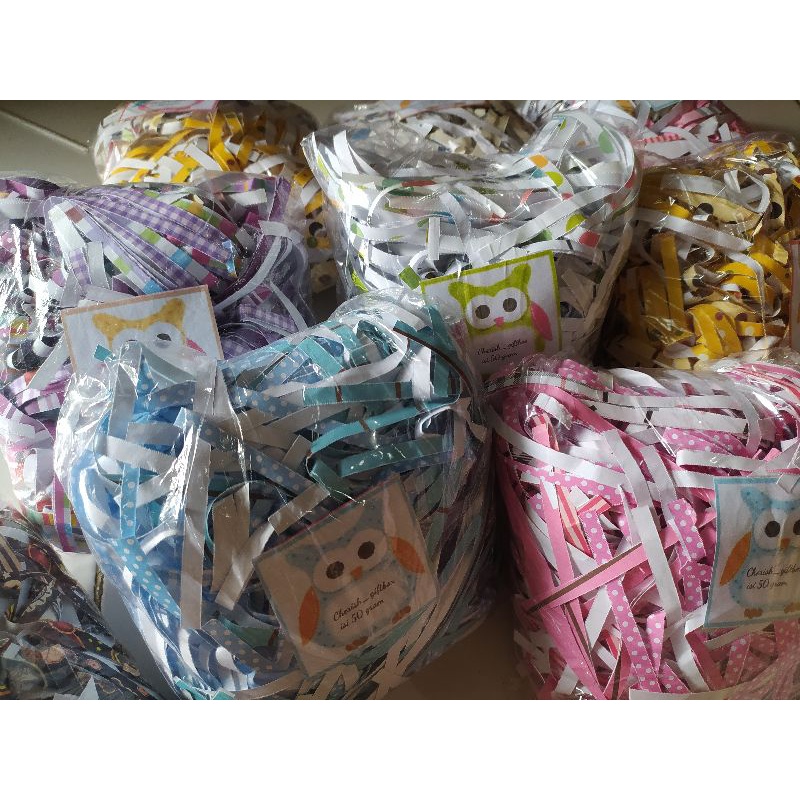 

kertas kado cacah / kertas serut isi kotak kado murah