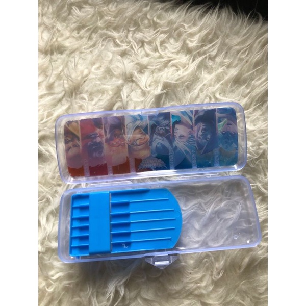 

Kotak Pensil Plastik 6016