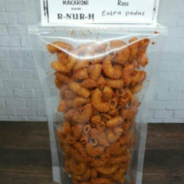 

Makaroni goreng renyah.makaroni kriuk.kemasan 75gr